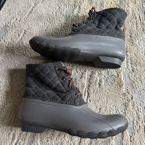 Sperry Syren Wool Duck Boots gray quilted waterproof lace up 11 - Picture 2 of 10